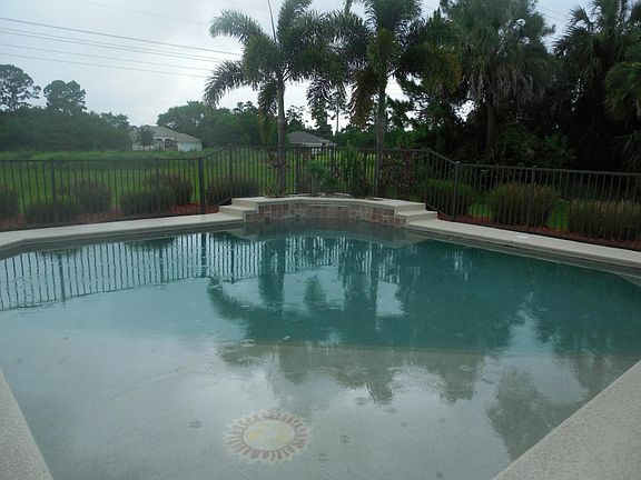 4th image of 2032 SW Driftwood St