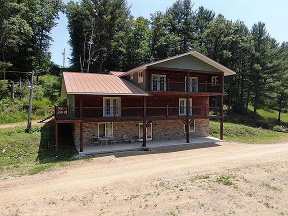 3rd image of 26350 Drake Ln