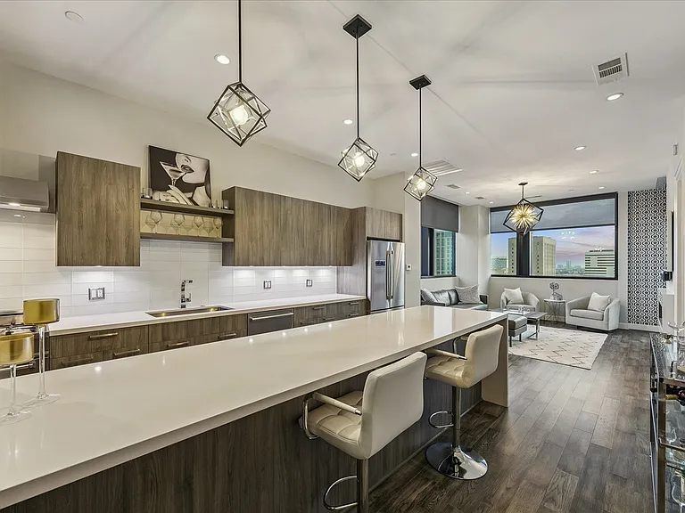1211 Caroline St #1304 — Photo 14