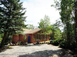 109 Mockingbird Ln, Ruidoso, NM 88345