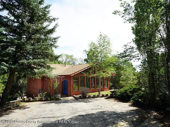 109 Mockingbird Ln, Ruidoso, NM 88345