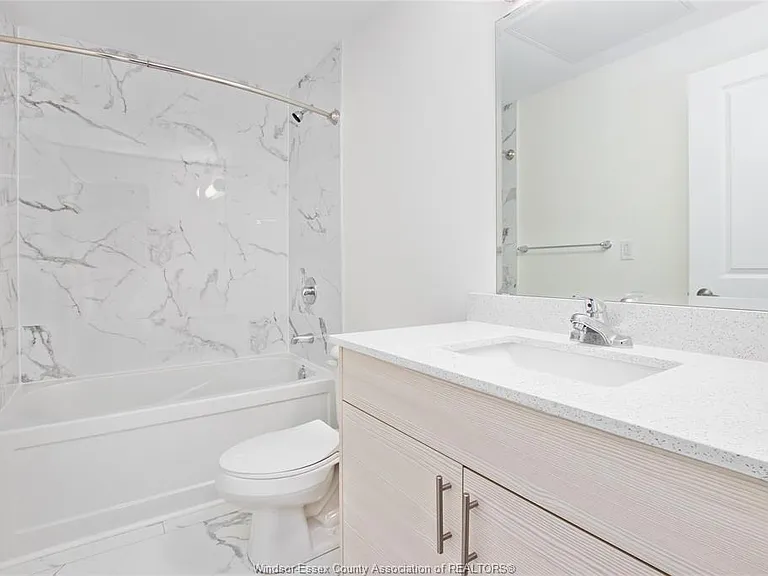 1675 Banwell Rd #307 — Photo 8