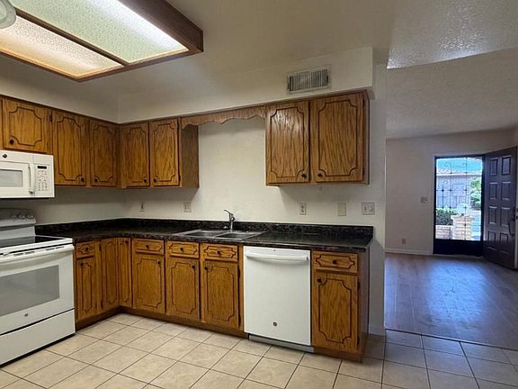 2nd image of 520 S Greenfield Rd Unit 41