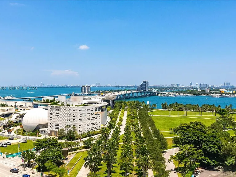 900 Biscayne Blvd #Penthouse 6205 — Photo 26
