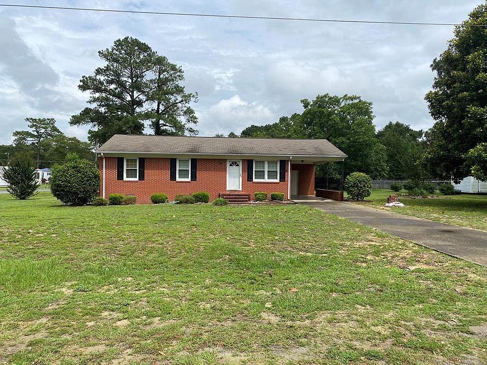1st image of 111 Oak Circle Dr