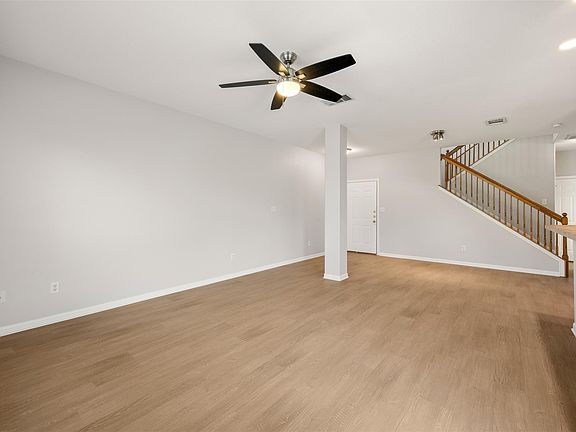 5th image of 5708 W Gate Blvd