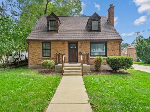 29 S Weston Ave, Elgin, IL 60123