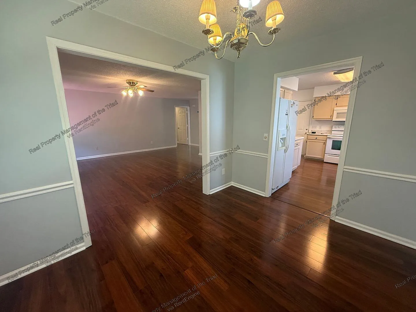 3 bed, 2.0 bath, 1456 sqft, $1,825 — Photo 4