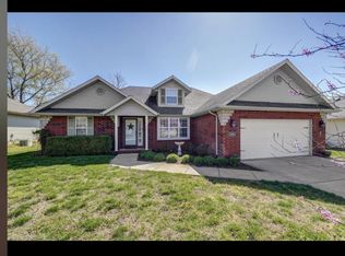 3906 S Ridgeline Ave, Springfield, MO 65807