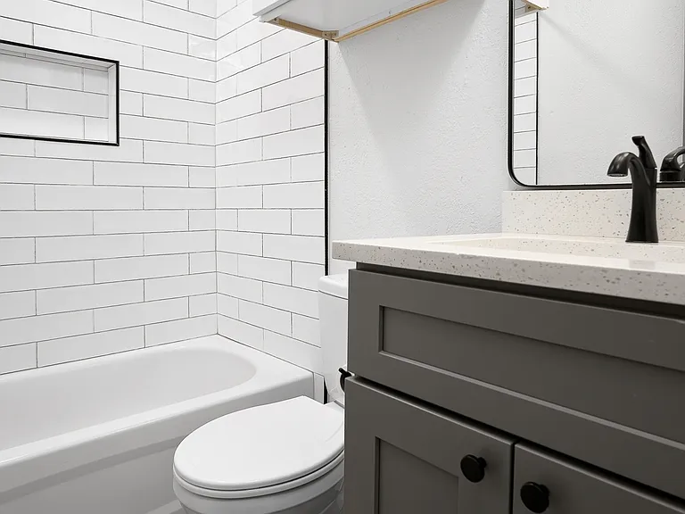 630 S Heights Dr — Photo 12