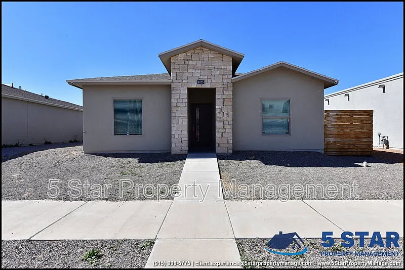 3 bed, 2.0 bath, 1351 sqft, $1,750 — Photo 3
