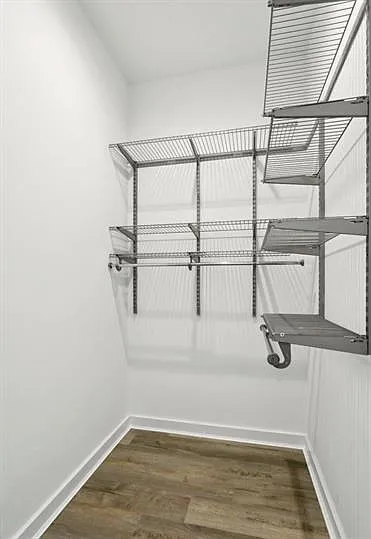 721 N Dekalb St — Photo 5