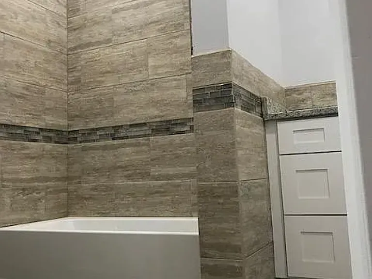 2340 W Fullerton Ave #2 — Photo 11