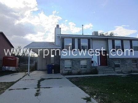 1st image of 4414 S Edgeware Ln