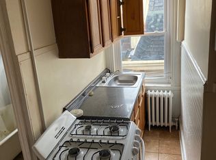 3616 Baring St #3R, Philadelphia, PA 19104