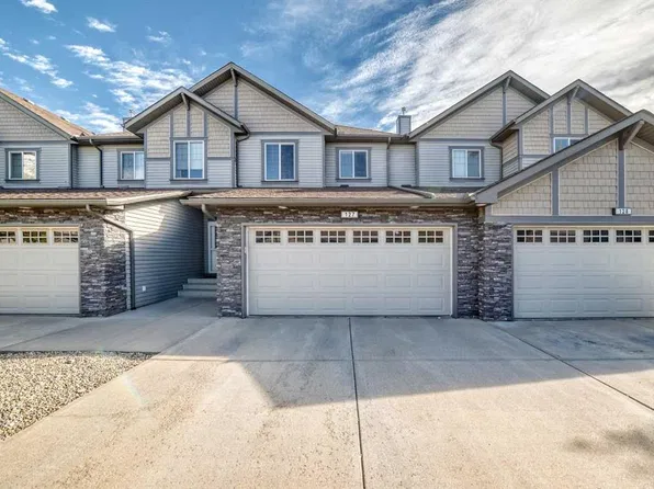 100 W Coopers Cmn SW #127, Airdrie, AB T4B 3C8