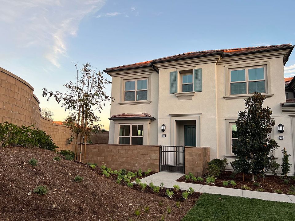 1st image of 104 Sugarwood