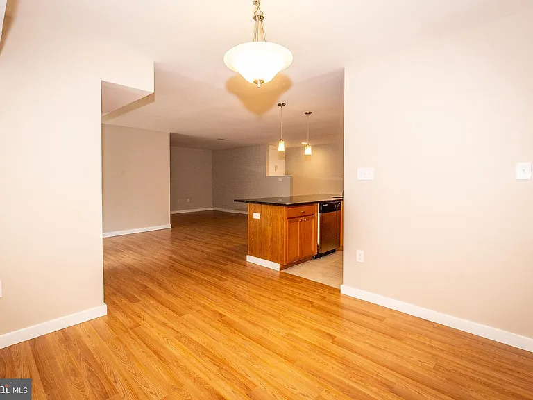 9 Silverwood Cir #11 — Photo 11