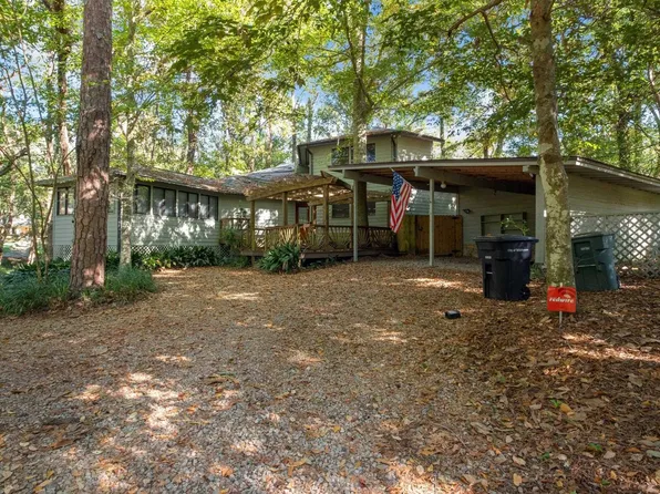 2933 Woodside Dr, Tallahassee, FL 32312