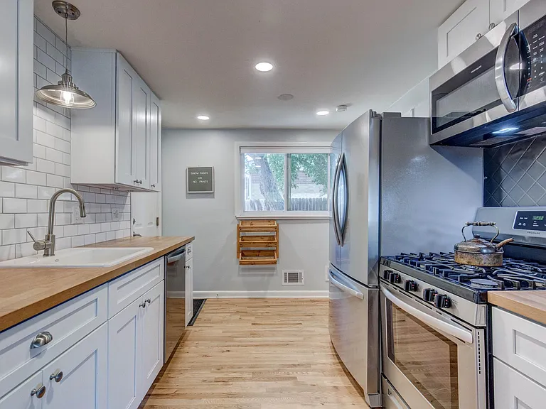 5303 Jellison St — Photo 7