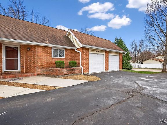 3rd image of 2210 Riverwood Trails Dr