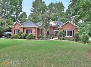 235 S Shore Dr, Newnan, GA 30263
