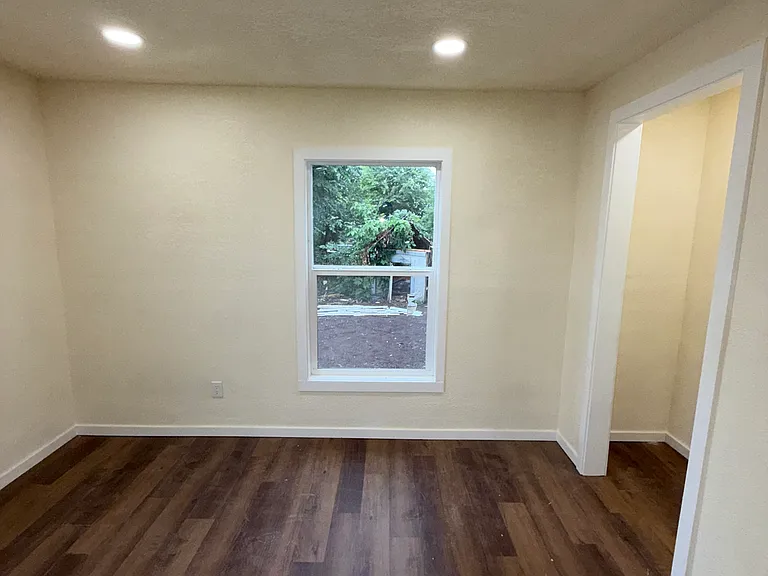2922 SW 19th St — Photo 5