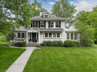 32 S Shaw Ln, Fort Thomas, KY 41075