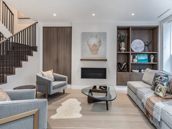 47 Hancock St APT 2, Boston, MA 02114