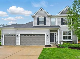 204 Grayleaf Ct, O'Fallon, MO 63385