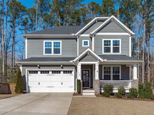 108 Vintage Pine Ct, Holly Springs, NC 27540
