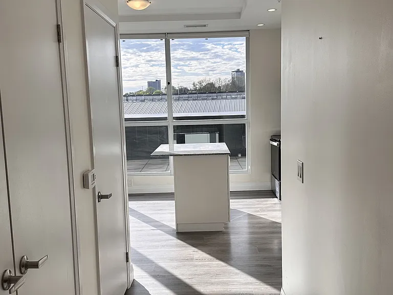 104 Garment St #408 — Photo 3