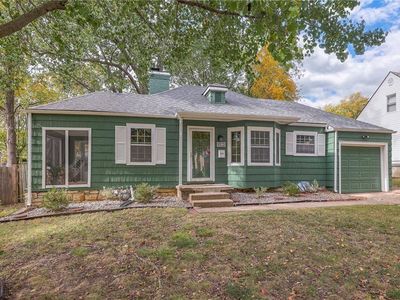 8812 Maiden Ln, Kansas City, MO, 64114