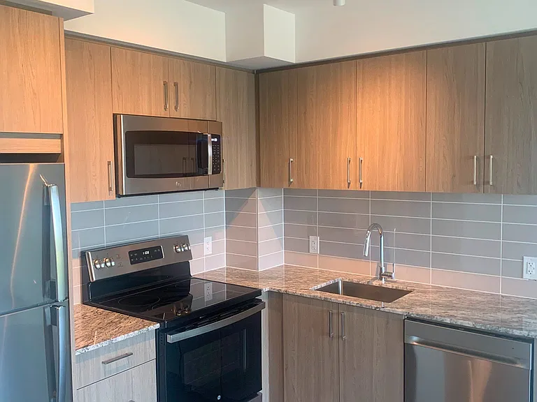 4010 Eglinton Ave W #1003 — Photo 3