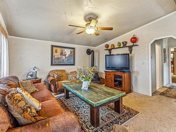 4th image of 117 Circle Dr