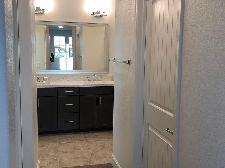 3233 Sherman Way — Photo 18