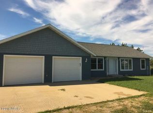13013 212th Ave NE, New London, MN 56273