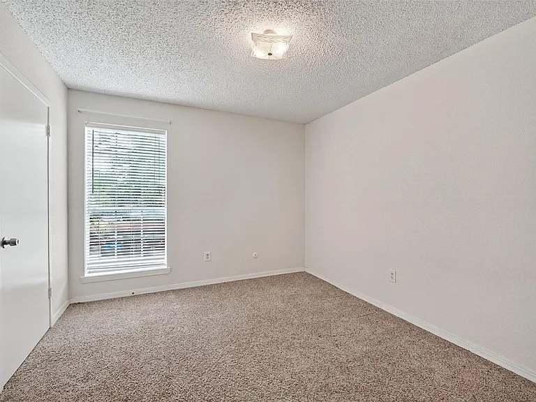 2800 Jeanetta St #406 — Photo 23