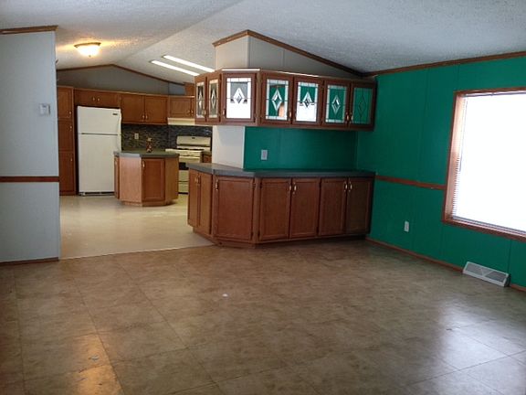 4th image of 48318 County Road 388