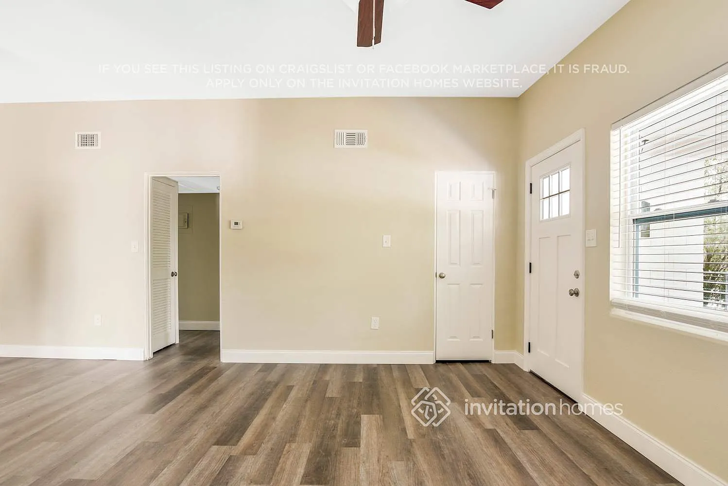5123 Londonderry Blvd Orlando, FL 32808 — Photo 2