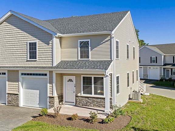 3rd image of 24 Toscano Way #D