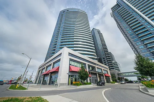 7161 Yonge St Photo 1 7161 Yonge St Photo 1