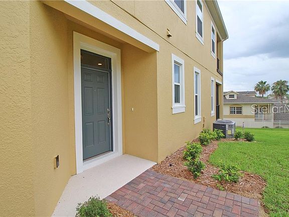 3rd image of 17502 Promenade Dr