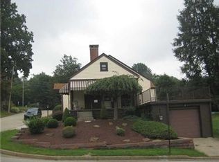1018 N 4th St, Jeannette, PA 15644
