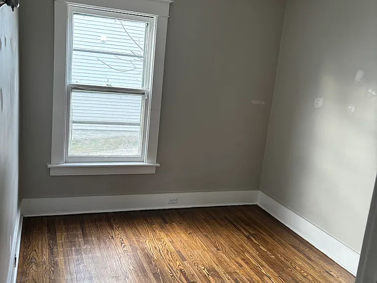 41 McClellan Ave — Photo 6