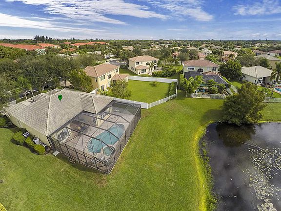 3rd image of 6086 Indian Forest Cir