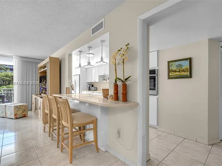 600 Grapetree Dr #4DS — Photo 14