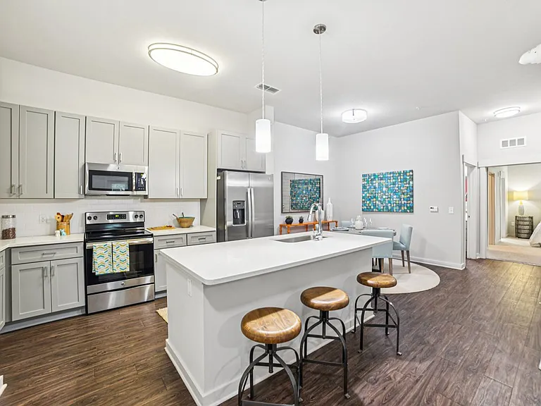 Proximity Residences Charleston — Photo 19