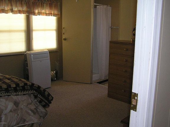5th image of 3606 N Illinois Ave #C