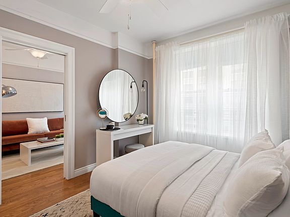 5th image of 328 W 96th St APT 2D